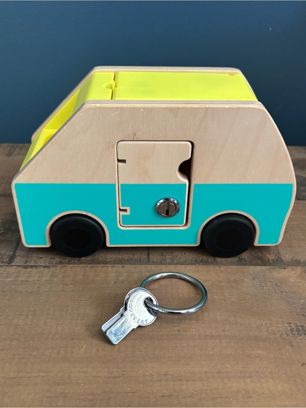 LOVEVERY Wooden Camper Toy with Key from 34/ 35/ 36 month kit